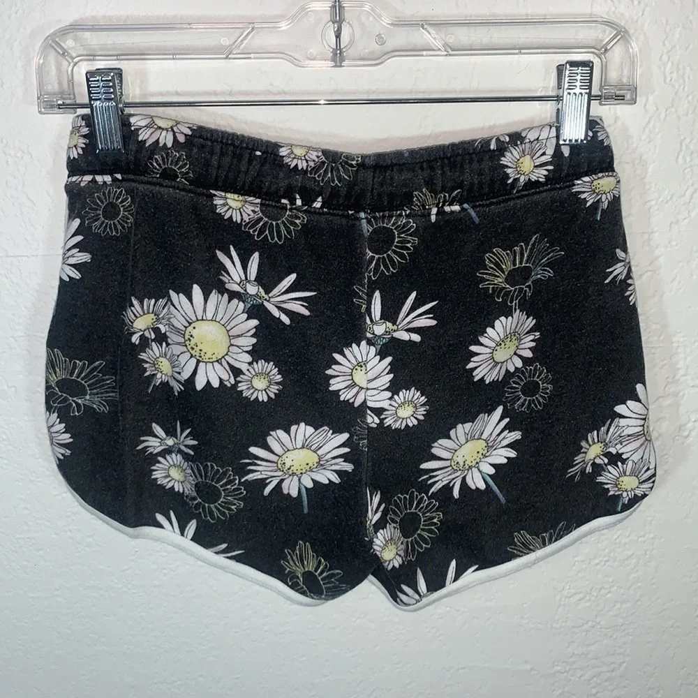 Justice Girls Black Daisy Print Dolphin Shorts Elastic Waist Size L (12/14)